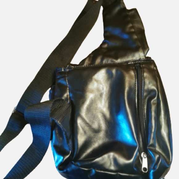 Roots Fanny Bag - Picture 5 of 5